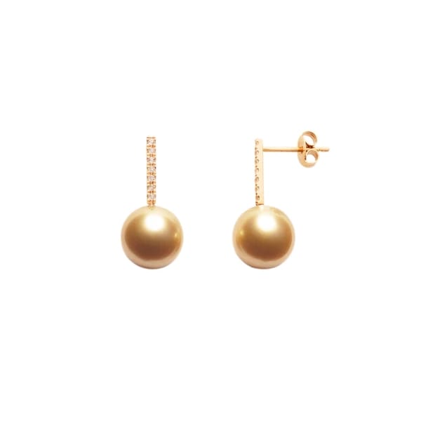 Pearl Earrings, P22,990, V JEWELRY, vjewelryshop.com